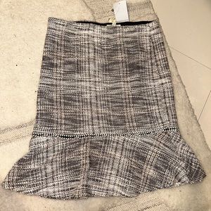 Tweed skirt